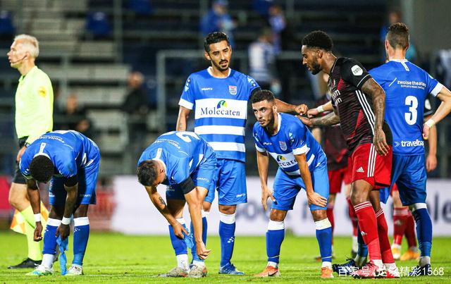 时刻建功 时刻建功