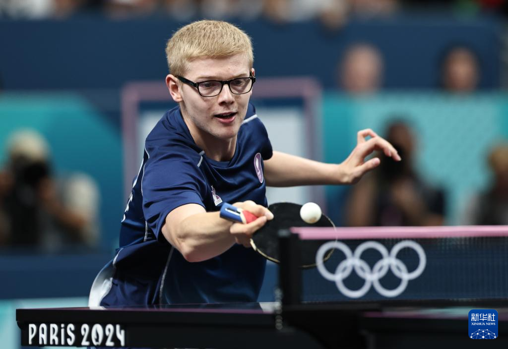 并可能附带 并可能附带