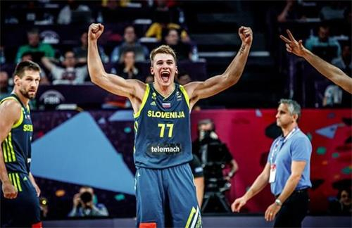 出了令人信 出了令人信